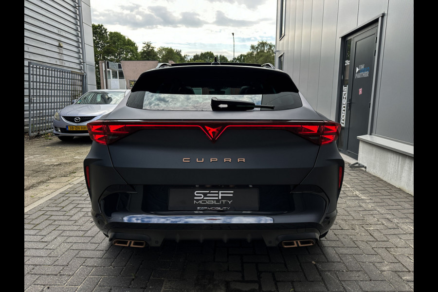 CUPRA Formentor 1.5 TSI e-Hybrid VZ Performance 272PK | Matt Grey | Pano | Memory | ACC | 1e eig | Nieuwstaat