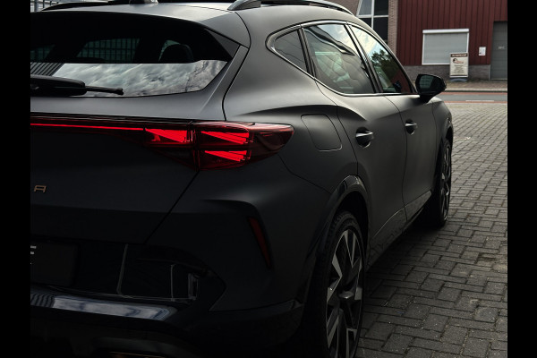 CUPRA Formentor 1.5 TSI e-Hybrid VZ Performance 272PK | Matt Grey | Pano | Memory | ACC | 1e eig | Nieuwstaat