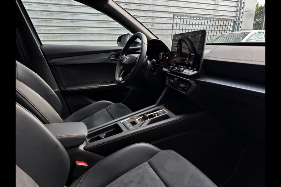 CUPRA Formentor 1.5 TSI e-Hybrid VZ Performance 272PK | Matt Grey | Pano | Memory | ACC | 1e eig | Nieuwstaat