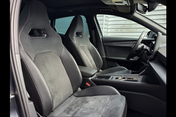 CUPRA Formentor 1.5 TSI e-Hybrid VZ Performance 272PK | Matt Grey | Pano | Memory | ACC | 1e eig | Nieuwstaat