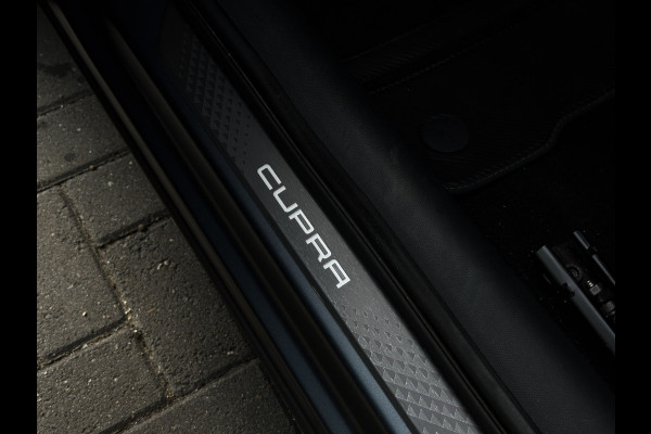 CUPRA Formentor 1.5 TSI e-Hybrid VZ Performance 272PK | Matt Grey | Pano | Memory | ACC | 1e eig | Nieuwstaat