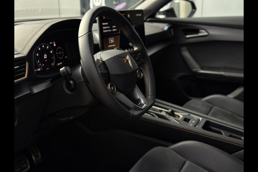CUPRA Formentor 1.5 TSI e-Hybrid VZ Performance 272PK | Matt Grey | Pano | Memory | ACC | 1e eig | Nieuwstaat