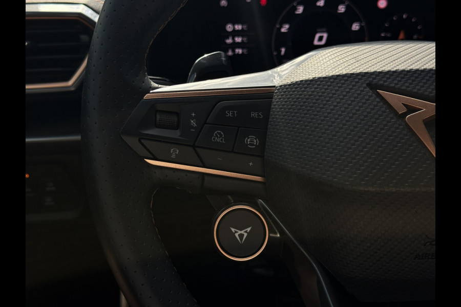 CUPRA Formentor 1.5 TSI e-Hybrid VZ Performance 272PK | Matt Grey | Pano | Memory | ACC | 1e eig | Nieuwstaat