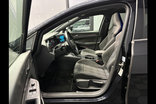 Volkswagen Golf 1.4 eHybrid GTE PANO