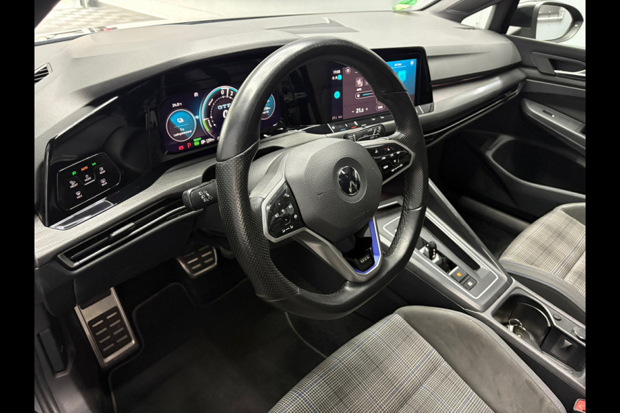 Volkswagen Golf 1.4 eHybrid GTE PANO