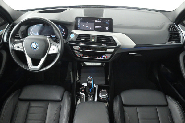 BMW iX3 High Executive 80 kWh (PANO, 360 CAMERA, H/K AUDIO, SFEERVERLICHTING, ADAPTIVE CRUISE, TREKHAAK WEGKLAPBAAR, AUTOPILOT)