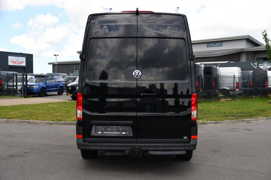 Volkswagen Crafter 35 2.0 TDI L3H3 4Motion Black Edition Full options! Adaptieve Cruise, Camera, Carplay, Stoelverwarming, LED, 4x4, Automaat, 177pk, Clima, Trekhaak, Uniek!