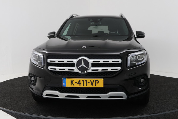 Mercedes-Benz Glb 200 Advantage (CAMERA, CRUISE. TREKHAAK, LED, STUURBEDIENING, WIDESCREEN)