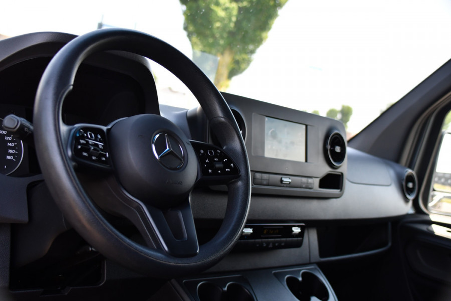 Mercedes-Benz Sprinter 315 1.9 CDI L2H1 RWD PB Edition Camera, Cruise, Carplay, 150pk, Sensoren, Automaat, LED, Multimedia, Airco, Uniek!