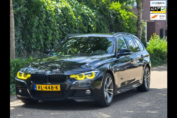 BMW 3 Serie Touring 320i M Sport B48 6WB Apple CarPlay Trekhaak Shadowline GR Navi Touch Angle 320i Corporate Lease High Executive