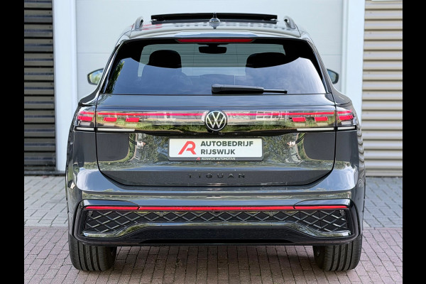 Volkswagen Tiguan 1.5 eTSI R-Line Pano/360/Memory/Leer