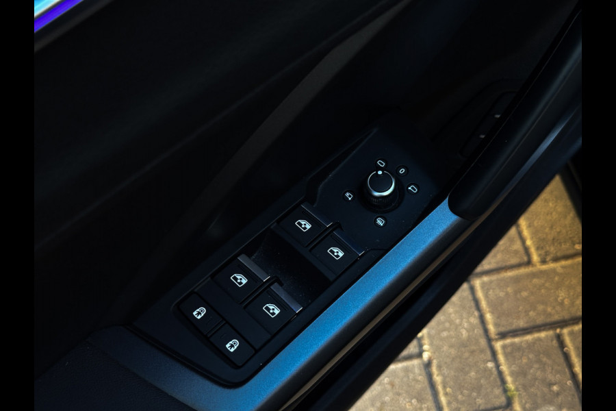 Audi Q3 Sportback 45 TFSI e 3x S-Line Memory | Pano | 360 | Sfeer | ACC | 11/21