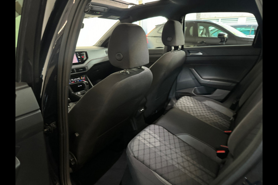 Volkswagen Taigo 1.5 TSI R-Line Pano|Keyless|Beats|Camera