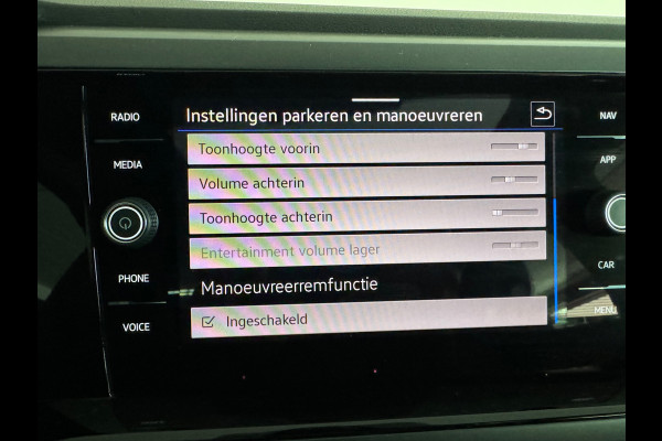 Volkswagen Taigo 1.5 TSI R-Line Pano|Keyless|Beats|Camera