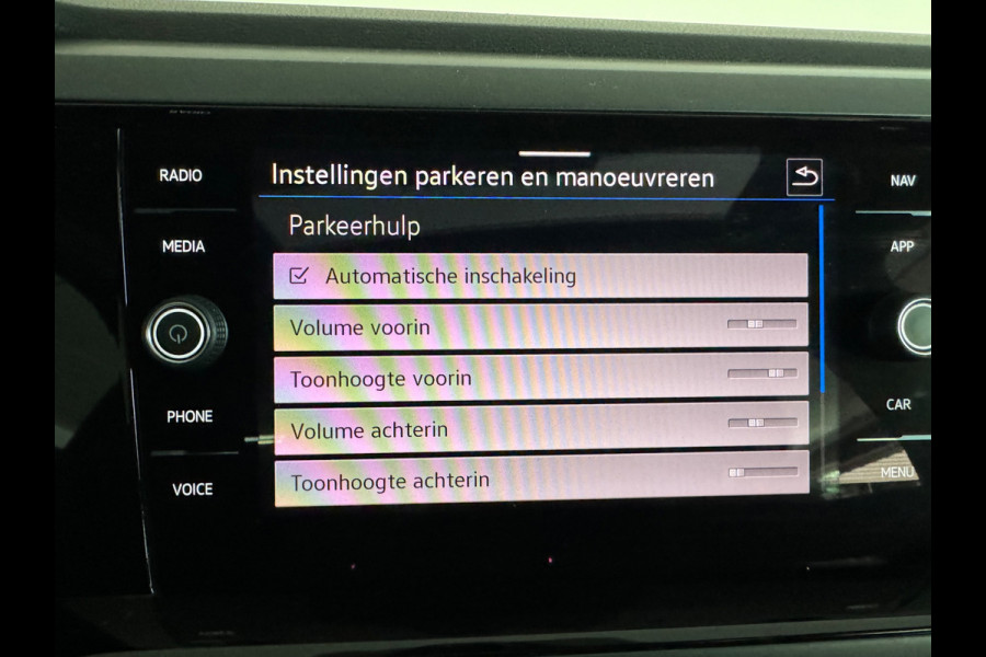 Volkswagen Taigo 1.5 TSI R-Line Pano|Keyless|Beats|Camera