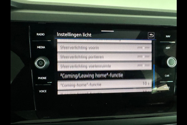 Volkswagen Taigo 1.5 TSI R-Line Pano|Keyless|Beats|Camera