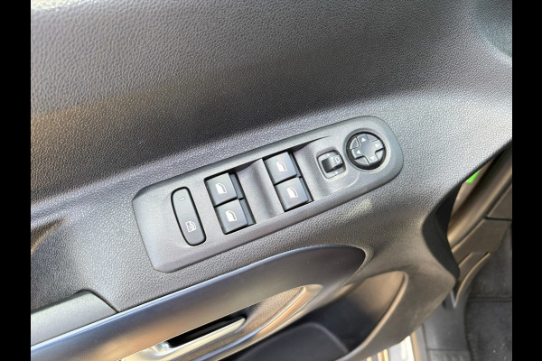 Peugeot Rifter 1.2 Puretech Allure PANO, NIEUWE-DISTRIBUTIE,GARANTIE