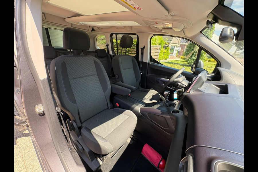 Peugeot Rifter 1.2 Puretech Allure PANO, NIEUWE-DISTRIBUTIE,GARANTIE