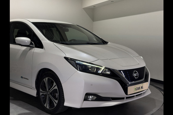 Nissan Leaf Visia 40 kWh | Keyless | Cruise Control Adaptief | Verwarmde stoelen |