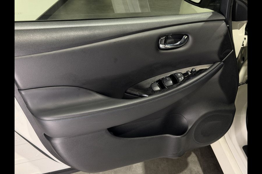 Nissan Leaf Visia 40 kWh | Keyless | Cruise Control Adaptief | Verwarmde stoelen |