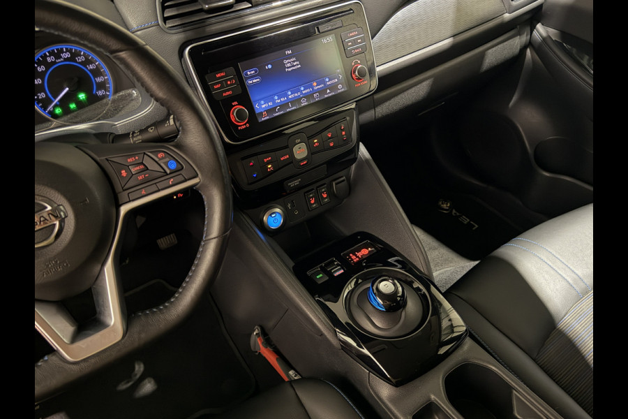 Nissan Leaf Visia 40 kWh | Keyless | Cruise Control Adaptief | Verwarmde stoelen |