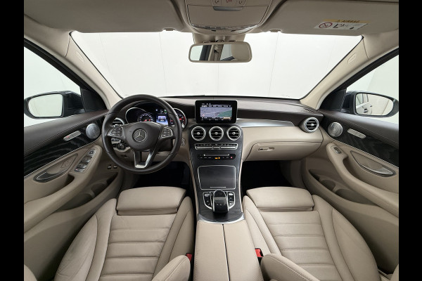 Mercedes-Benz GLC 350e Hybrid 4MATIC Premium Plus Exclusive Burmester®-Hifi Leder+Verwarmd Trekhaak 360°Camera Navi Ecc Elek.Achterklep Elek.Stoelen Lmv 19" Led Pdc AWD 4WD PHEV 2.000KG Trekgewicht Dealeronderhouden