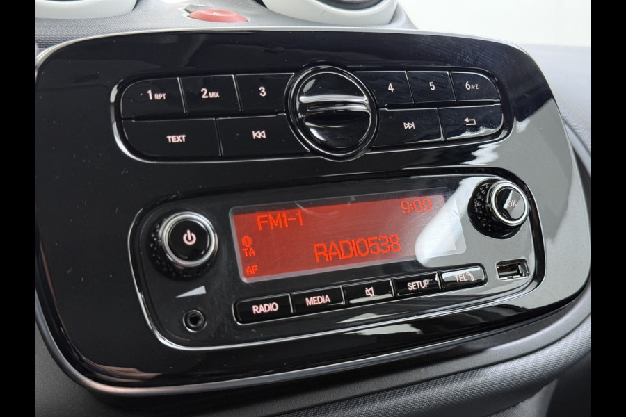 Smart Forfour EQ Electric Automaat SOH 95% Ecc Bluetooth Cruise Control 18kWh Business Solution Lmv Elek.Ramen+Spiegels Isofix Origineel Nederlandse Auto