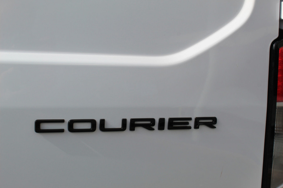 Ford E-Transit Courier Trend 44 kWh 100kW/136pk Winterpack, Camera, Cruise Control, Sync 4 13", Carplay/Android