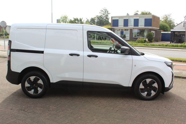 Ford E-Transit Courier Trend 44 kWh 100kW/136pk Winterpack, Camera, Cruise Control, Sync 4 13", Carplay/Android