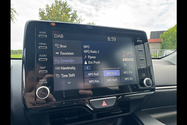 Toyota Yaris 1.5 Hybrid Active LED / CAMERA / CARPLAY / LMV / STOELVERWARMING / STUURVERWARMING