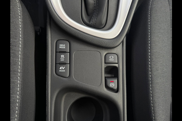 Toyota Yaris 1.5 Hybrid Active LED / CAMERA / CARPLAY / LMV / STOELVERWARMING / STUURVERWARMING