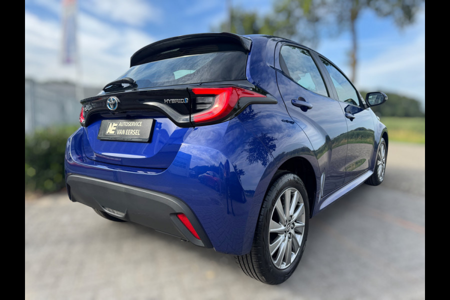 Toyota Yaris 1.5 Hybrid Active LED / CAMERA / CARPLAY / LMV / STOELVERWARMING / STUURVERWARMING