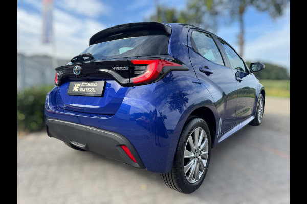 Toyota Yaris 1.5 Hybrid Active LED / CAMERA / CARPLAY / LMV / STOELVERWARMING / STUURVERWARMING