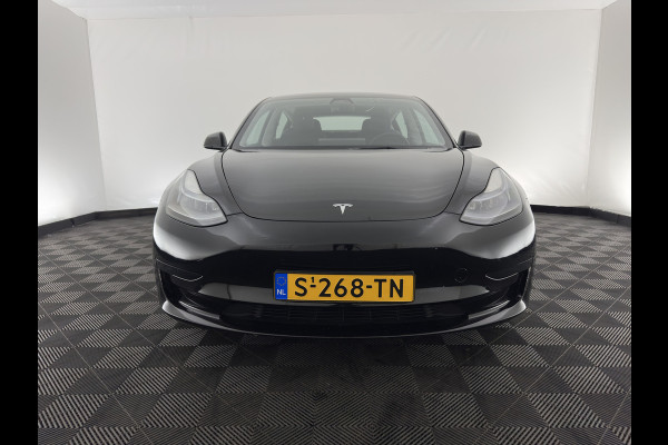Tesla Model 3 Standard RWD Plus 60 kWh [3-Fase-11kW] {SoH-90%} (INCL-BTW) Aut. *PANO | AUTOPILOT | LEATHER | KEYLESS | FULL-LED | MEMORY-PACK | TOPVIEW | DAB | CARPLAY | DIGI-COCKPIT | LANE-ASSIST | HEATED- COMFORTSEATS | 19"ALU*