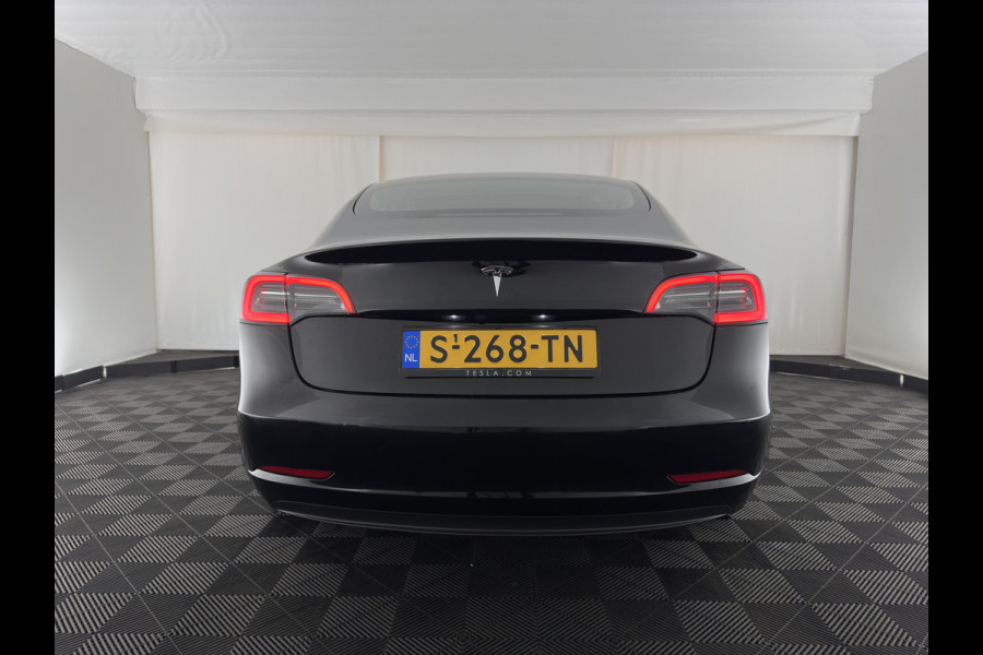 Tesla Model 3 Standard RWD Plus 60 kWh [3-Fase-11kW] {SoH-90%} (INCL-BTW) Aut. *PANO | AUTOPILOT | LEATHER | KEYLESS | FULL-LED | MEMORY-PACK | TOPVIEW | DAB | CARPLAY | DIGI-COCKPIT | LANE-ASSIST | HEATED- COMFORTSEATS | 19"ALU*