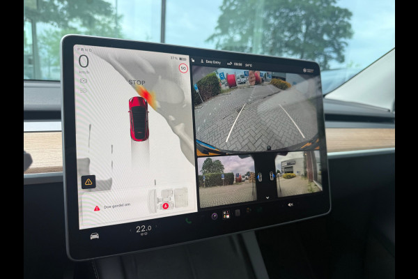 Tesla Model Y Long Range AWD 75 kWh - Automaat - Leder - Trekhaak - Org.NL