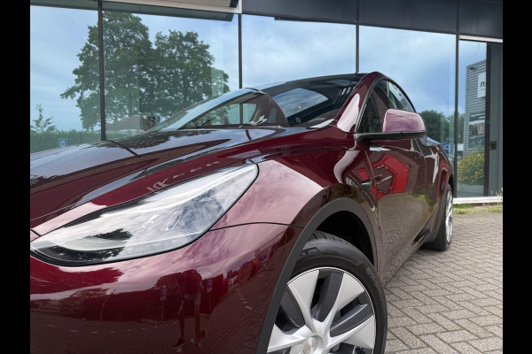 Tesla Model Y Long Range AWD 75 kWh - Automaat - Leder - Trekhaak - Org.NL
