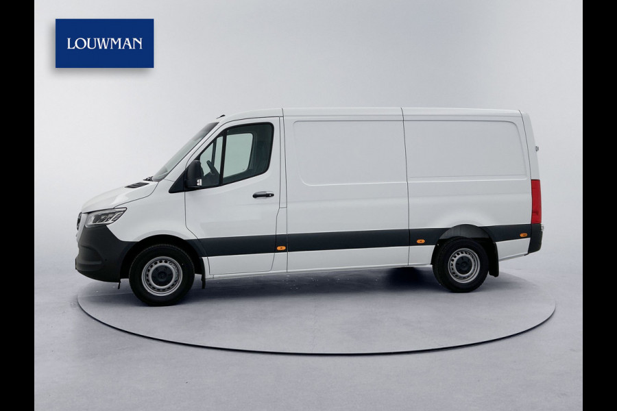 Mercedes-Benz Sprinter 319 1.9 CDI L2 Pro Navigatie Parkeerpakket Trekhaak Betimmering BPM vrij Stoelverwarming
