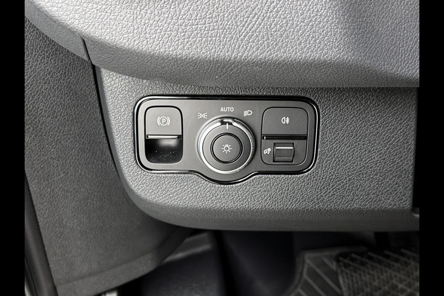 Mercedes-Benz Sprinter 319 1.9 CDI L2 Pro Navigatie Parkeerpakket Trekhaak Betimmering BPM vrij Stoelverwarming