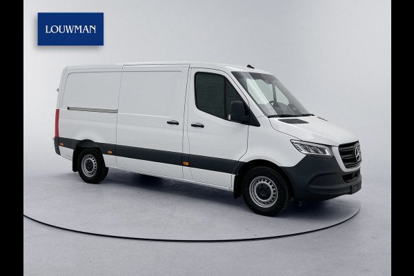 Mercedes-Benz Sprinter 319 1.9 CDI L2 Pro Navigatie Parkeerpakket Trekhaak Betimmering BPM vrij Stoelverwarming