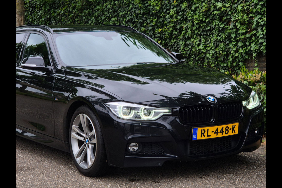 BMW 3 Serie Touring 320i M Sport B48 6WB Apple CarPlay Trekhaak Shadowline GR Navi Touch Angle 320i Corporate Lease High Executive