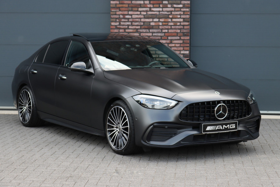 Mercedes-Benz C-Klasse 200 4MATIC Premium+ AMG Line | Distronic+ | Panoramadak | Burmester | Memory | Massage | Stoelventilatie | Surround Camara | Trekhaak | Digital Light | Keyless Go |