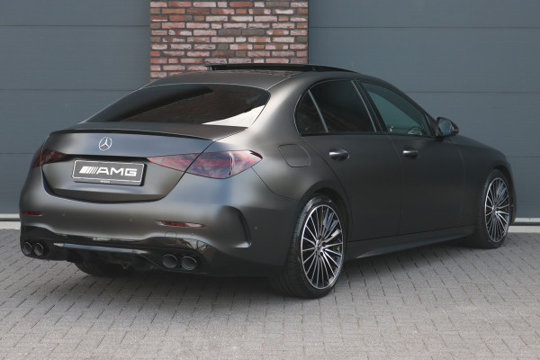 Mercedes-Benz C-Klasse 200 4MATIC Premium+ AMG Line | Distronic+ | Panoramadak | Burmester | Memory | Massage | Stoelventilatie | Surround Camara | Trekhaak | Digital Light | Keyless Go |