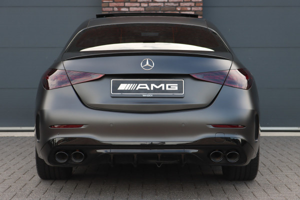 Mercedes-Benz C-Klasse 200 4MATIC Premium+ AMG Line | Distronic+ | Panoramadak | Burmester | Memory | Massage | Stoelventilatie | Surround Camara | Trekhaak | Digital Light | Keyless Go |