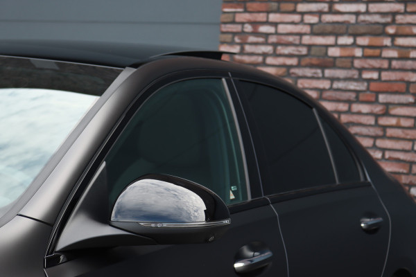 Mercedes-Benz C-Klasse 200 4MATIC Premium+ AMG Line | Distronic+ | Panoramadak | Burmester | Memory | Massage | Stoelventilatie | Surround Camara | Trekhaak | Digital Light | Keyless Go |