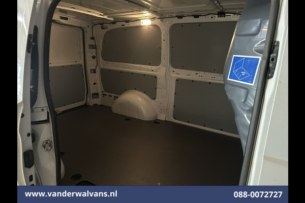 Mercedes-Benz Vito 114 CDI 136pk L2H1 Euro6 Airco | Camera | Cruisecontrol | Stoelverwarming Trekhaak, Parkeersensoren, Bijrijdersbank