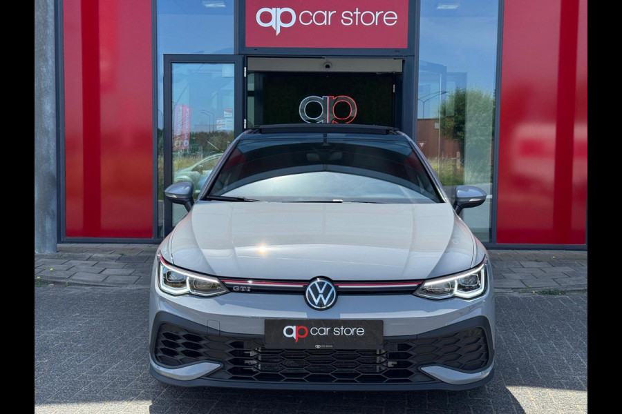 Volkswagen Golf 2.0 TSI GTI Clubsport Panorama LED Head-Up Camera Parksens.