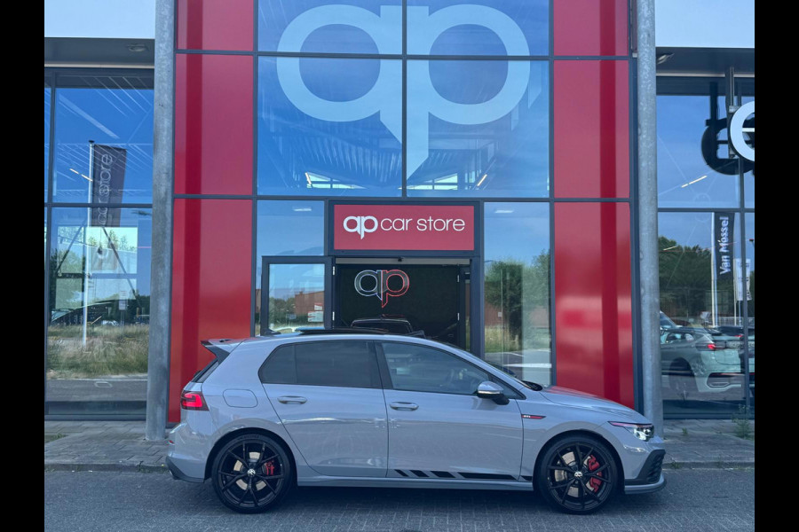 Volkswagen Golf 2.0 TSI GTI Clubsport Panorama LED Head-Up Camera Parksens.