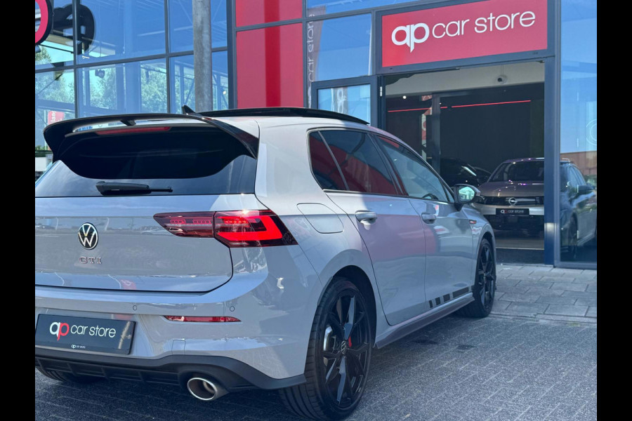 Volkswagen Golf 2.0 TSI GTI Clubsport Panorama LED Head-Up Camera Parksens.