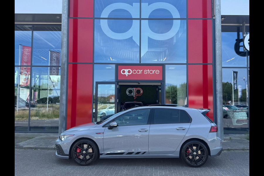 Volkswagen Golf 2.0 TSI GTI Clubsport Panorama LED Head-Up Camera Parksens.